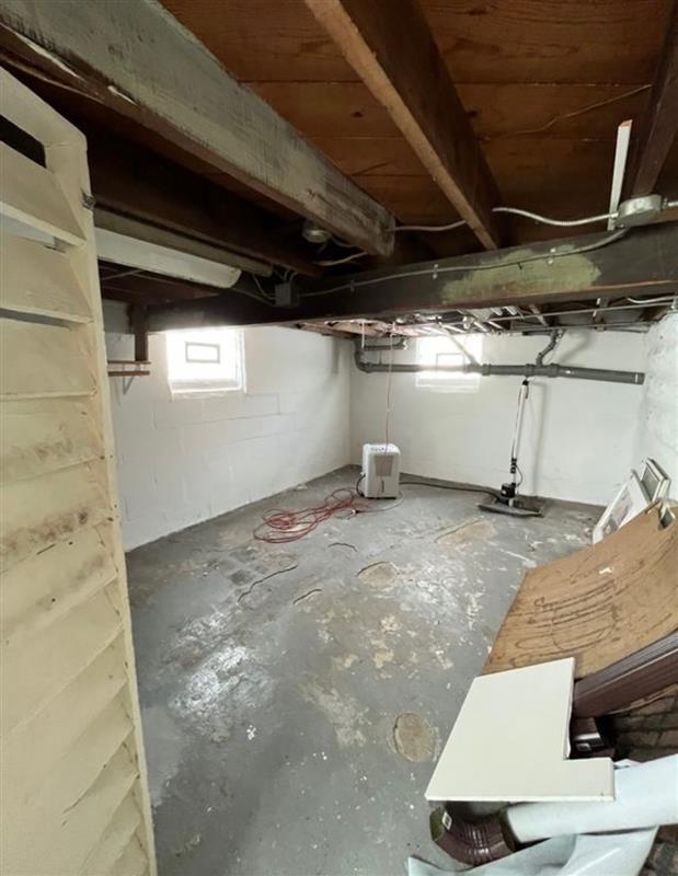 Building Photo - 3541 S 92nd St