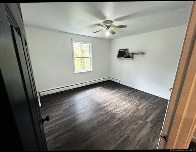 Building Photo - 8 Neff Rd