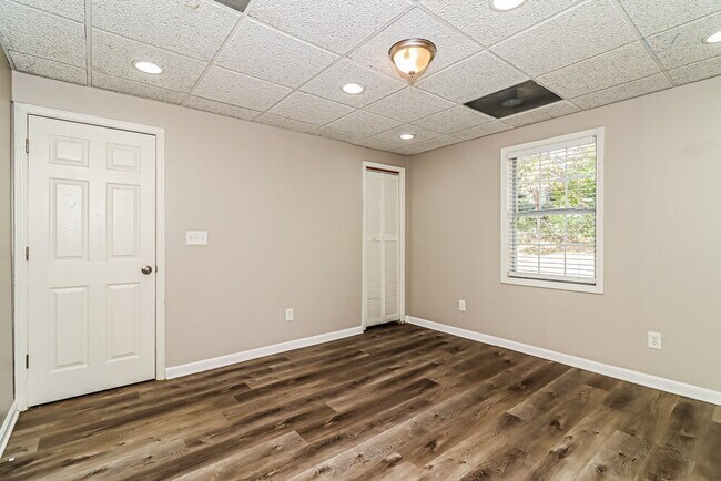 Building Photo - 1023 Taso Trail