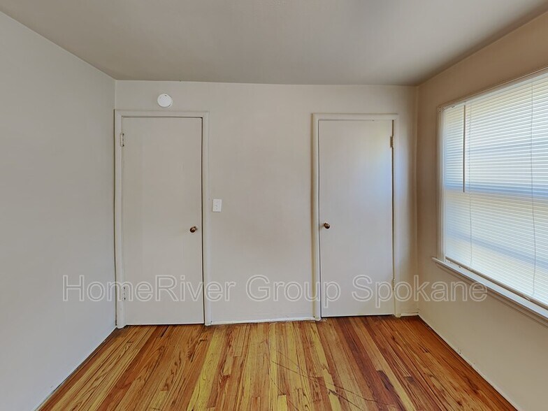 Building Photo - 1414 W Gordon Ave