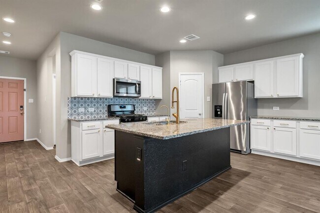 Building Photo - 22614 Petrizzi Ln