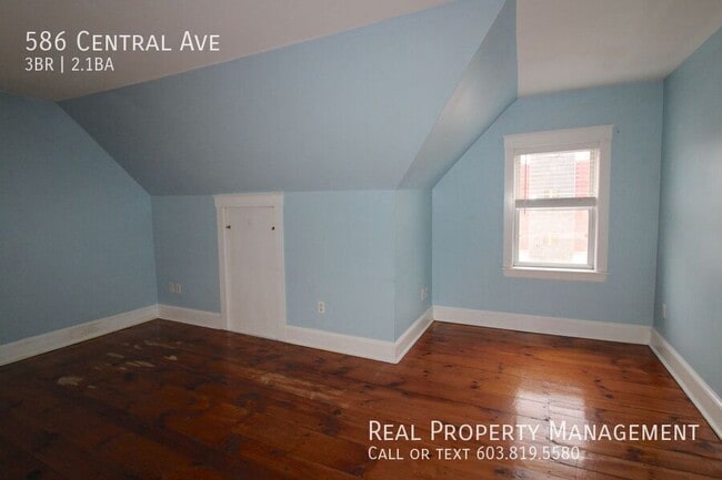 Building Photo - 586 Central Ave