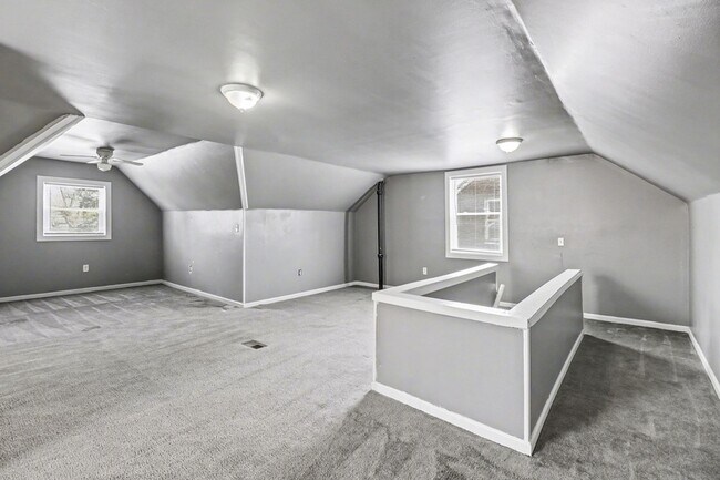 Building Photo - 16605 Freeland St