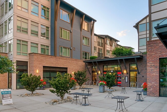 Building Photo - Slater 116