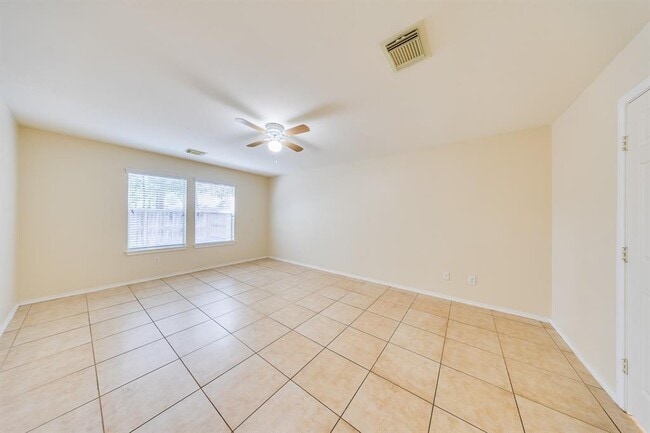 Building Photo - 18426 Stark Point Ct