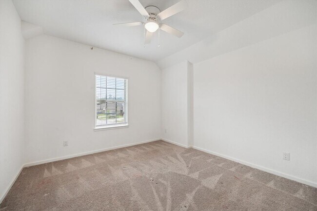 Building Photo - 17727 Misty Brk Ln