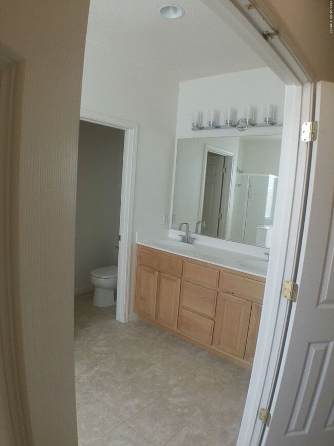 Building Photo - 3 Bed| 2 Bath | 1660 SF | Single Story | Tenant pays $175 monthly for WS&G