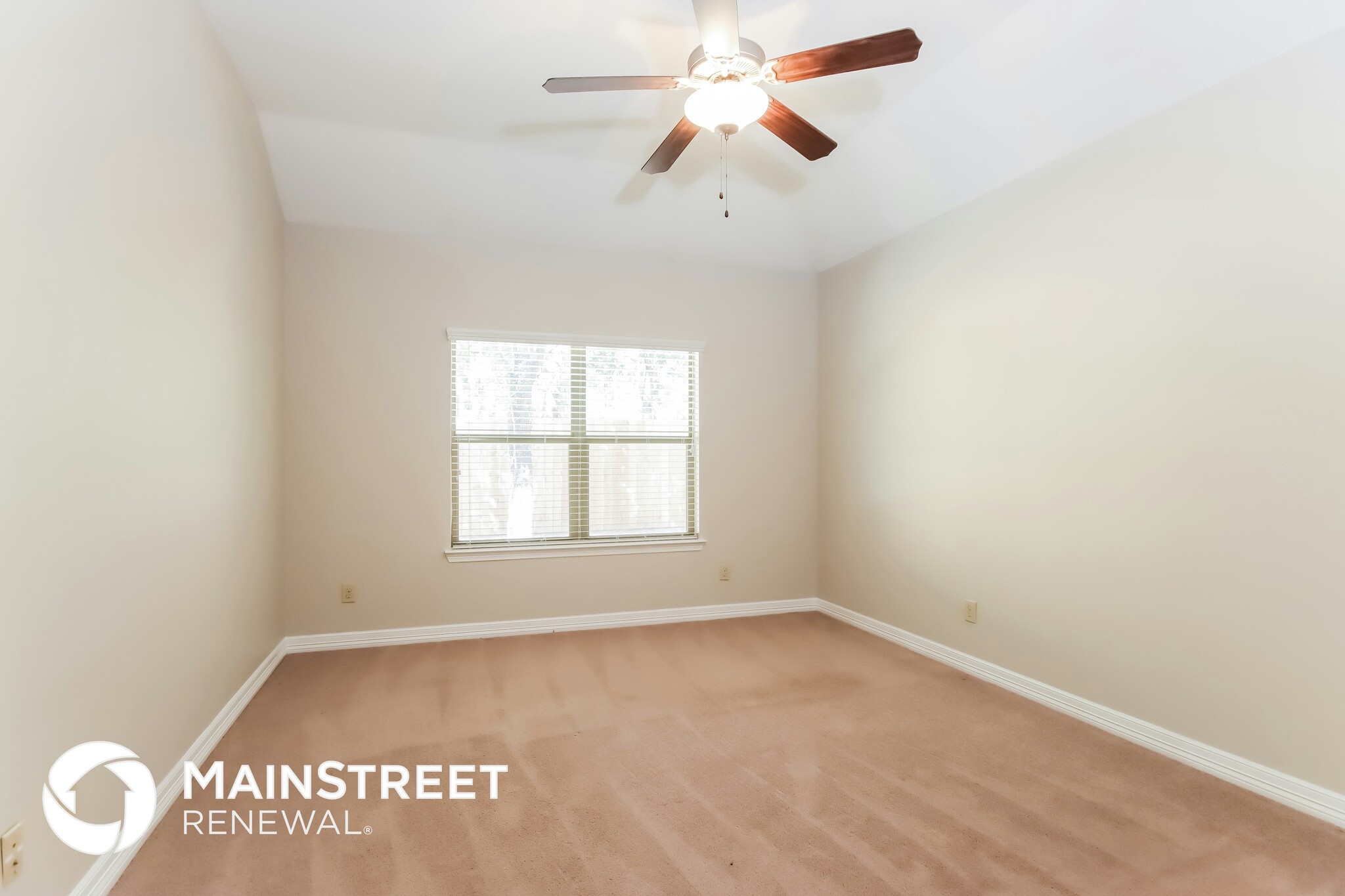 Building Photo - 2046 Lost Pine Ct