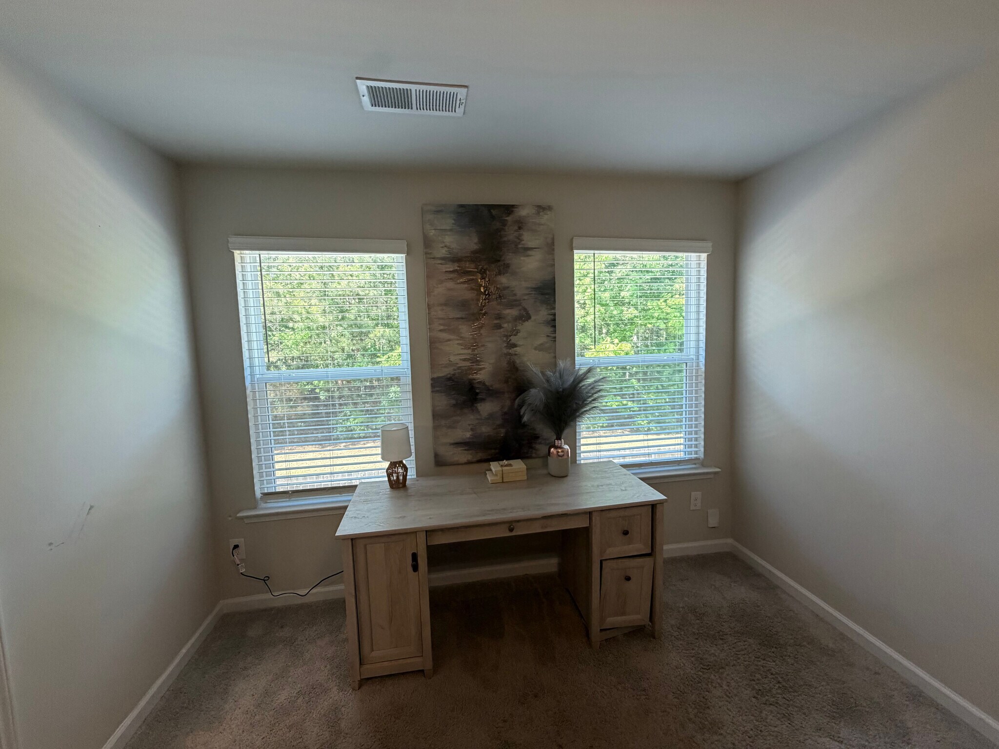Building Photo - Room in Townhome on Lakeview Crk