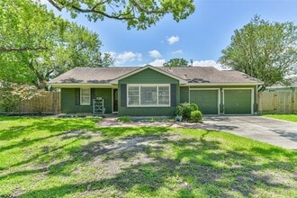Building Photo - 3023 Fairhope St