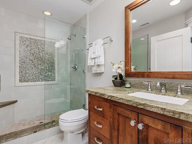 Building Photo - Ideal Location w/ Ocean Views - Perfect Spot for Del Mar Racing Season