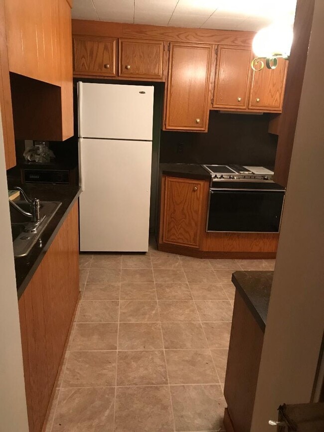 kitchen - 59 Schubert St