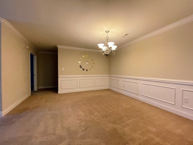 Building Photo - 57 NW Moore Farm Cir