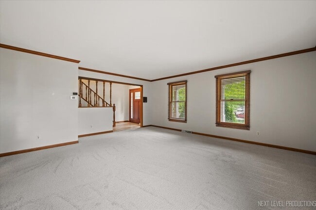 Building Photo - 30 Crofton Ct