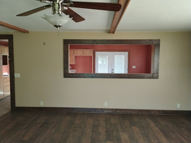Building Photo - Motley Rd Property