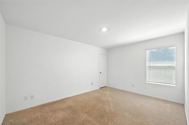 Building Photo - 208 Rubylace Dr
