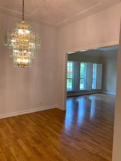 Building Photo - 6015 Oak Hill Dr