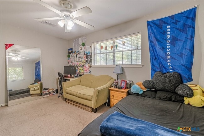 Building Photo - 133 Algarita Rd