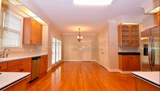 Building Photo - 3528 Eden Croft Dr
