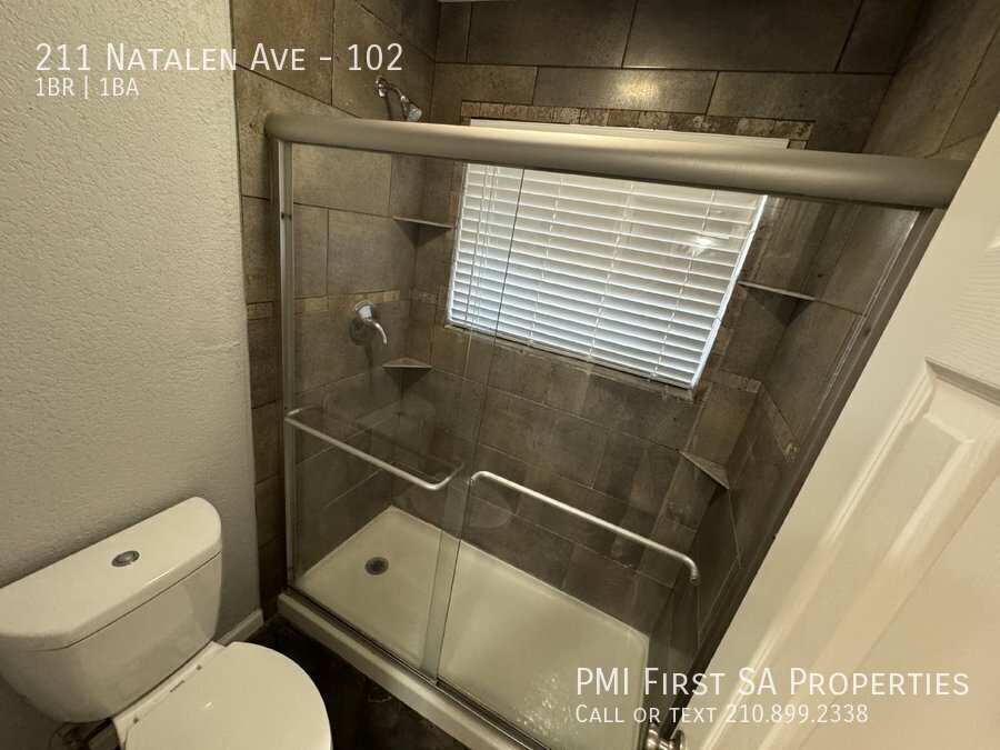 Building Photo - 211 Natalen Ave
