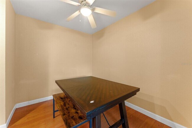 Building Photo - 7911 Lovegren Ln