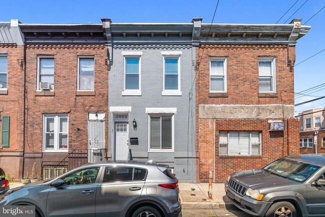 Building Photo - 2002 S Hemberger St