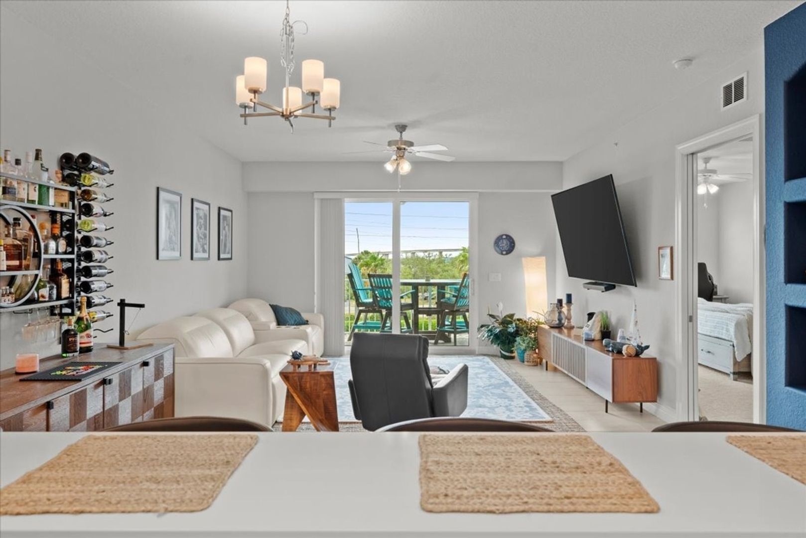 Building Photo - 6 Riverwalk Drive