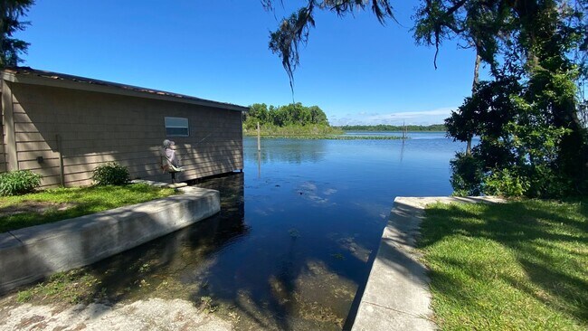 Building Photo - Lake Rousseau Fishing Paradise: The Ultimate Turnkey Retreat