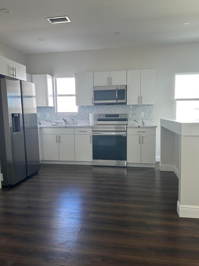 Building Photo - 4107 Virginia Terrace