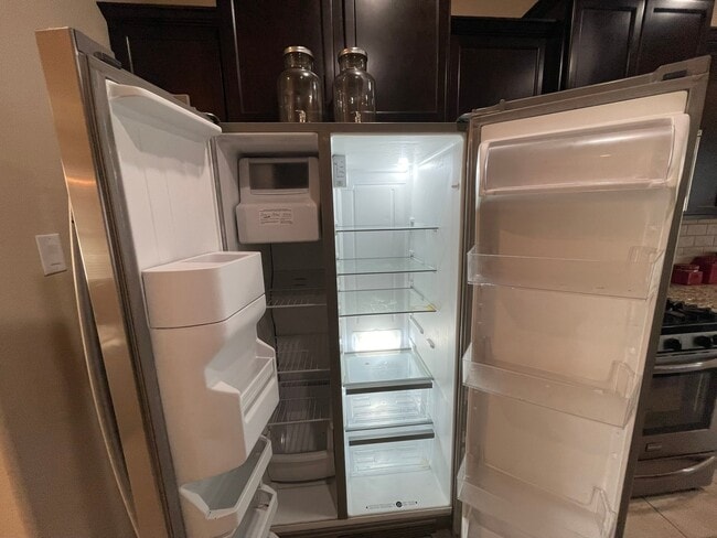 Building Photo - 1826 Bravos Manor Ln