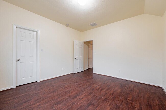 Building Photo - 7219 Crimson Sky Dr