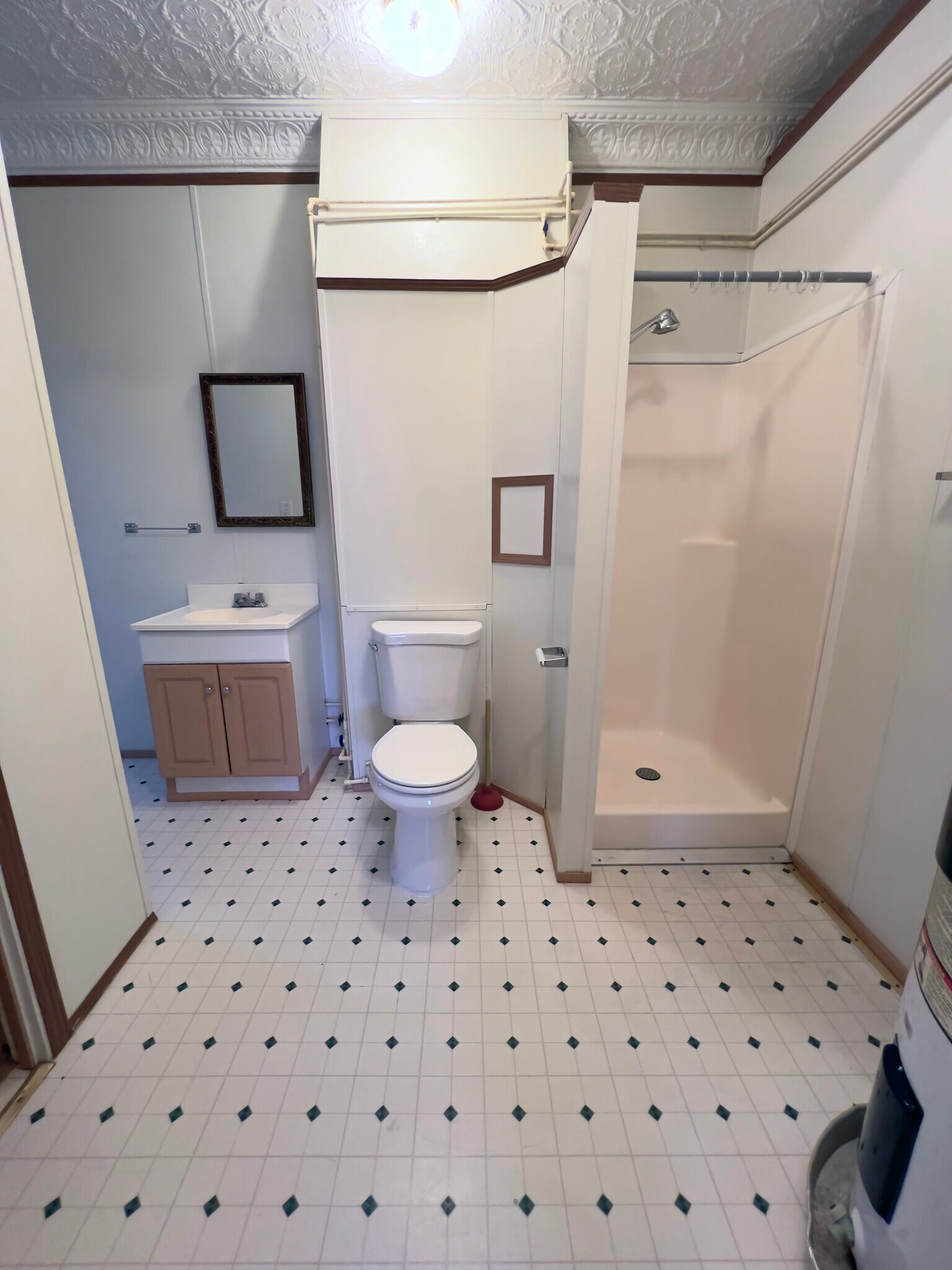 Building Photo - 15 Park Cir