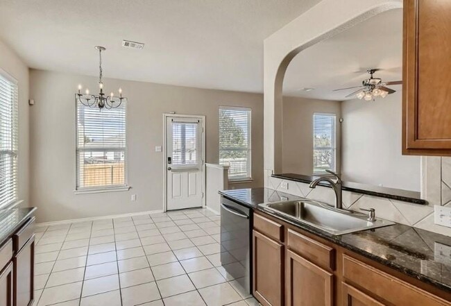 Building Photo - 301 Comal Run