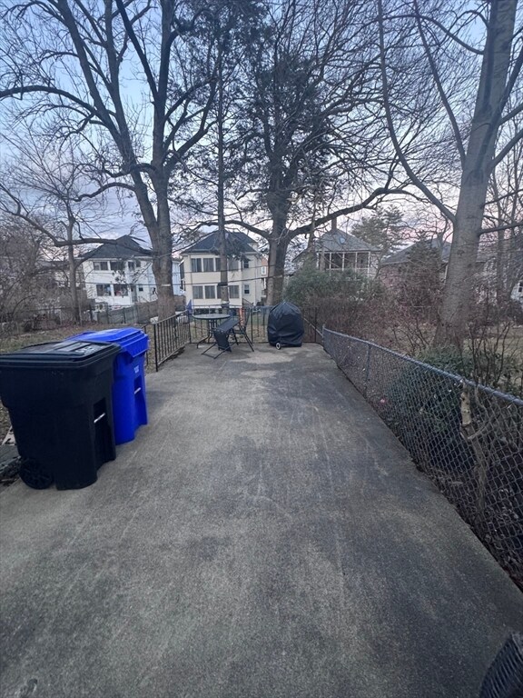 Building Photo - 35 Mendelssohn St