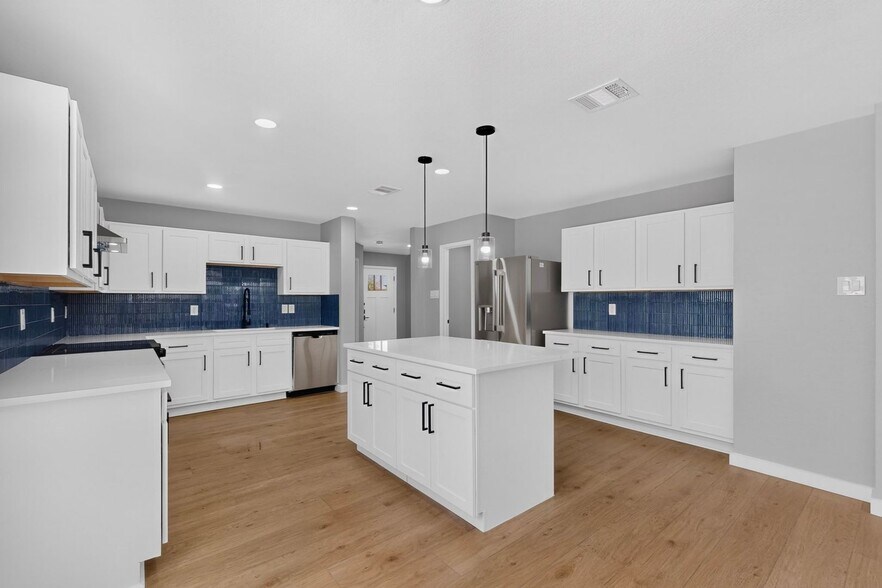 Building Photo - 13126 Minnow Way