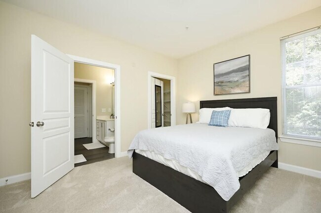 Building Photo - 2431 Brisbane Woods Way