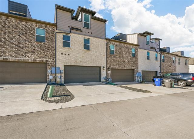 Building Photo - 2226 Adena Spgs Dr