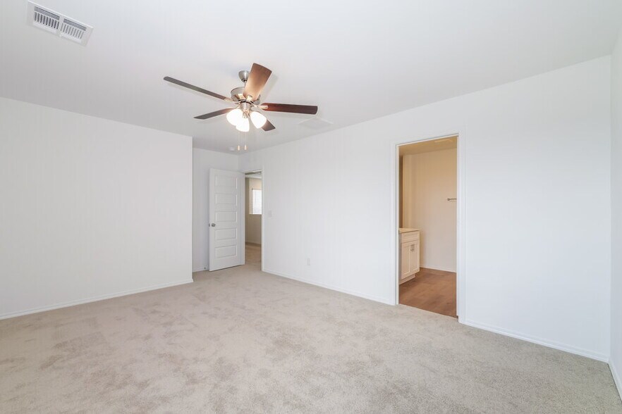 Building Photo - 12812 Torretta Wy