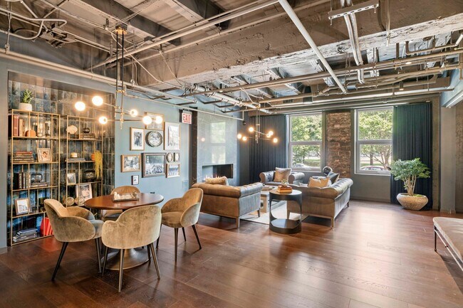 Building Photo - 148 N Ashland Ave