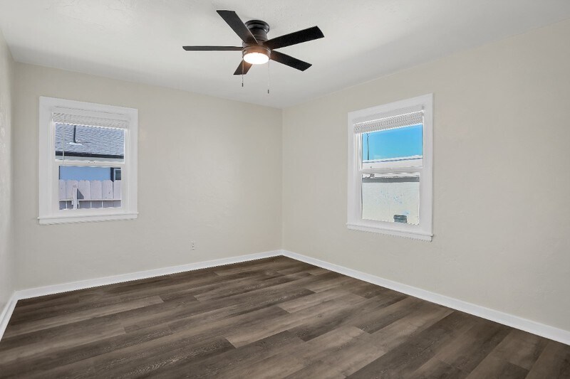 Building Photo - 265 Cherry Dr