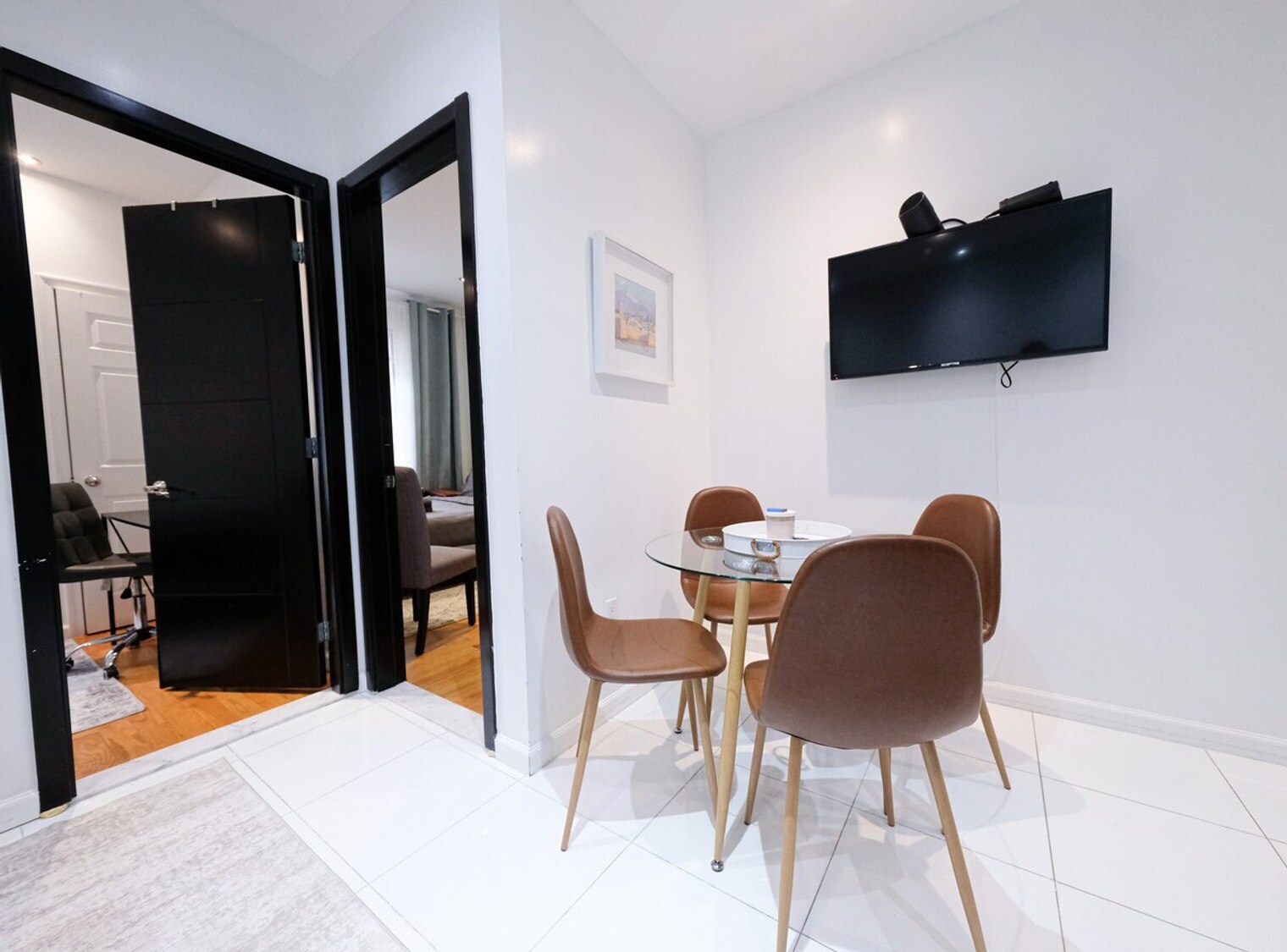 Building Photo - 5 W 101st St