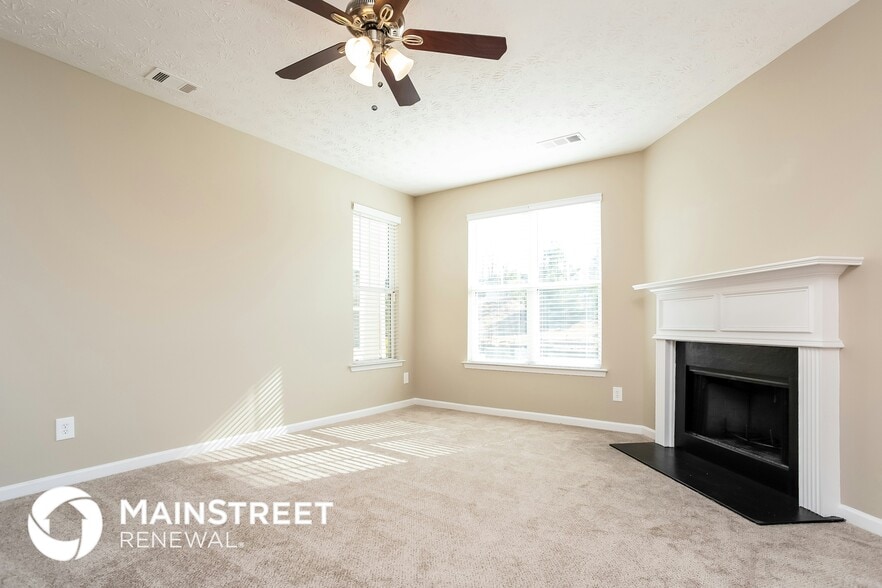 Building Photo - 4910 Heritage Cir