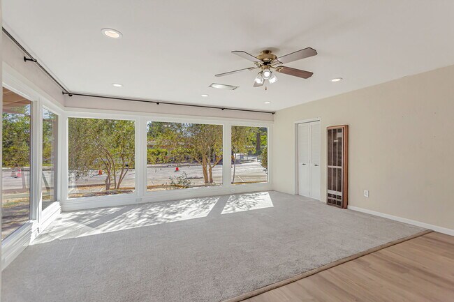 Building Photo - 2501 Linda Vista Avenue