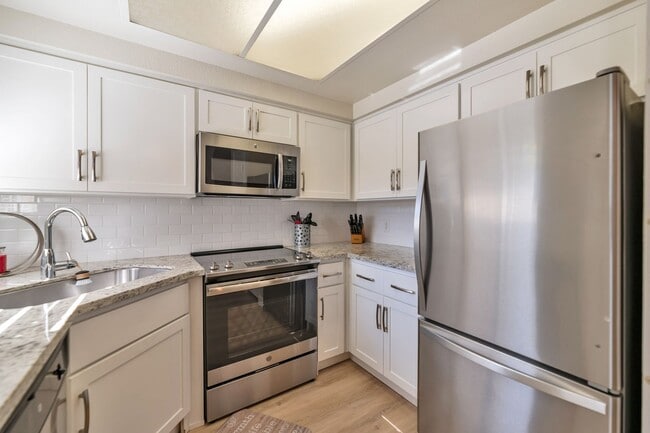 Building Photo - Rates Vary: $1,745-$3,495