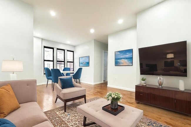 Primary Photo - 518 W 204th St