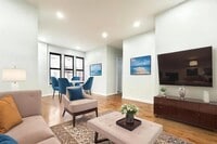 Building Photo - 518 W 204th St