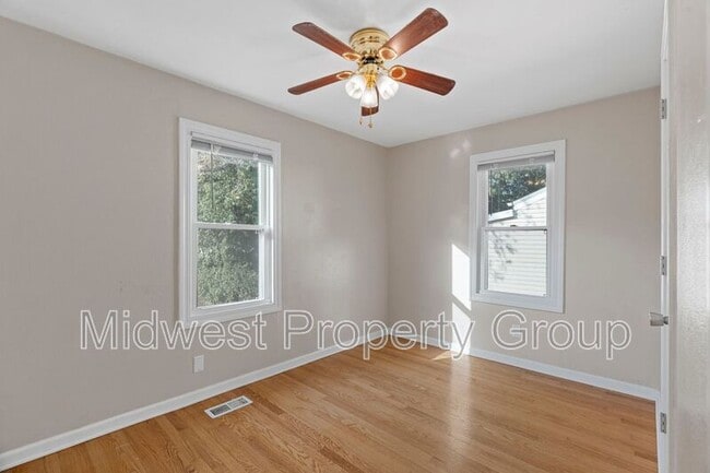 Building Photo - 845 Boone St