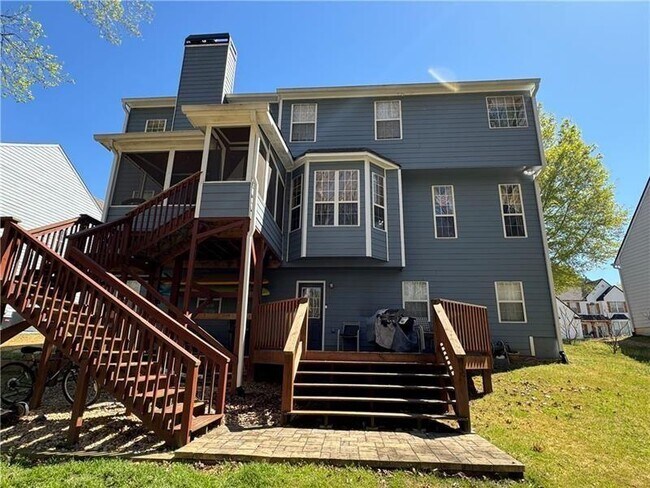 Building Photo - 415 Holland Springs Dr NW