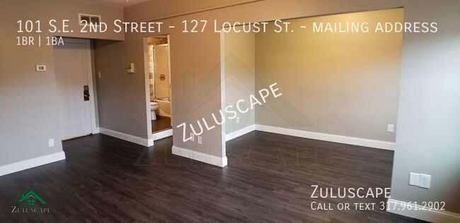 Building Photo - FREE UTILITIES Move-In Special!  Luxury St...