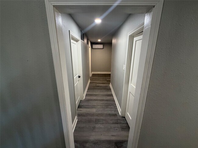 Building Photo - 12230 Kleinmeadow Dr